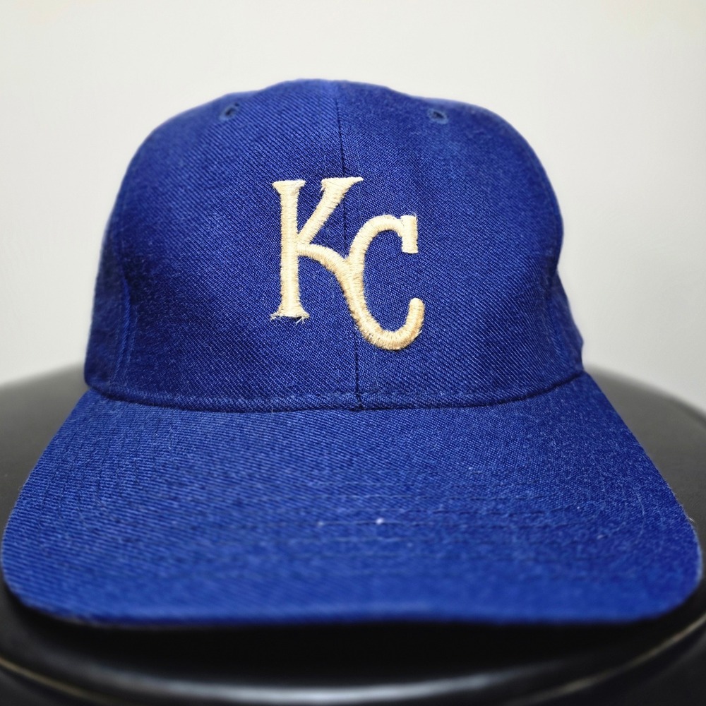 Kansas City Royals 90s Wool Vintage New Era MLB Snapback Baseball Hat